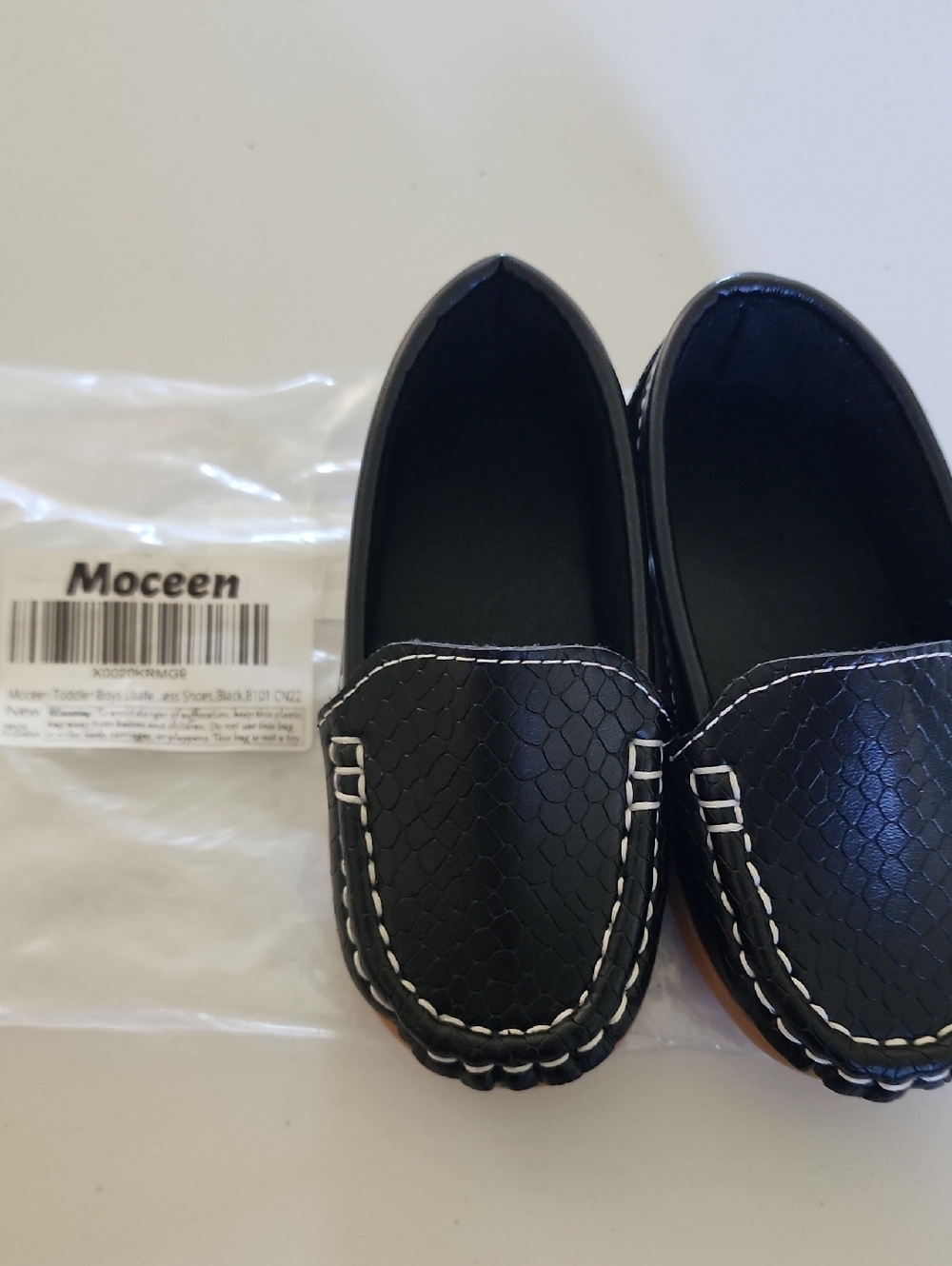 Moceen Black Faux Snakeskin Loafers